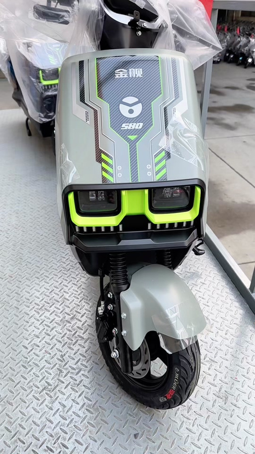 model摩托车_电动摩托特斯拉_