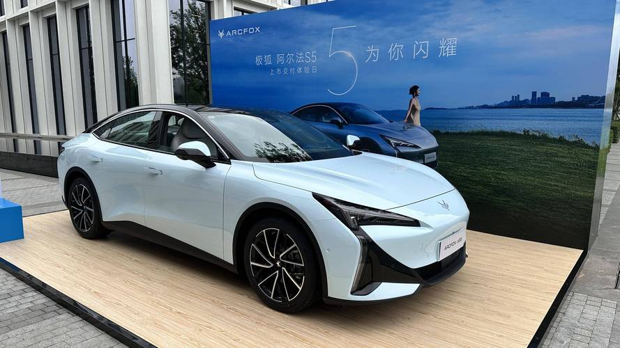 比亚迪f3改装跑车造型_autofox车狐_